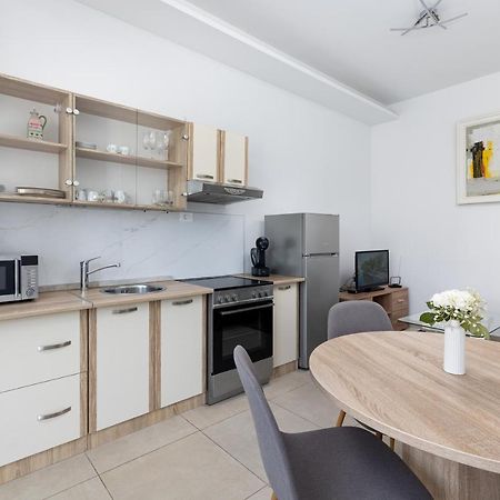 Apartment Ana Solin Ngoại thất bức ảnh