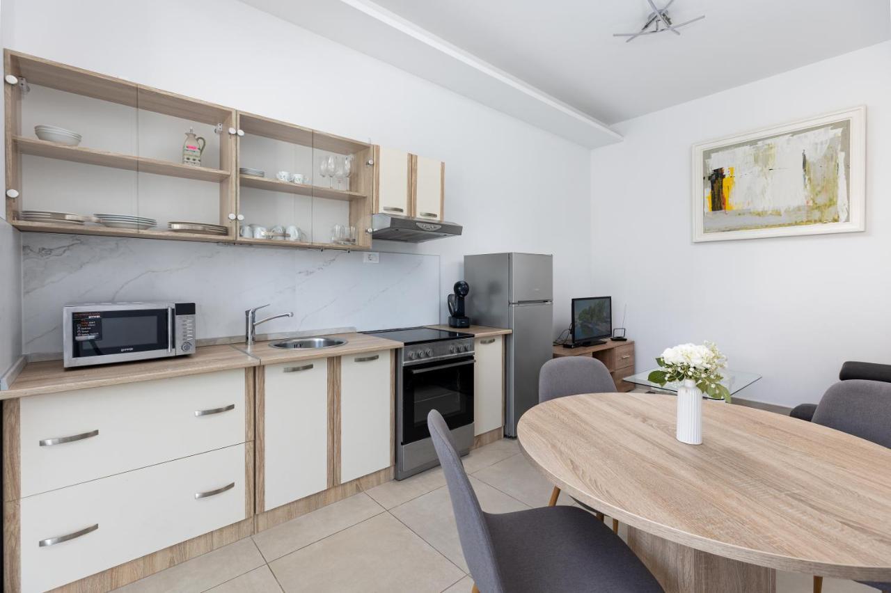 Apartment Ana Solin Ngoại thất bức ảnh